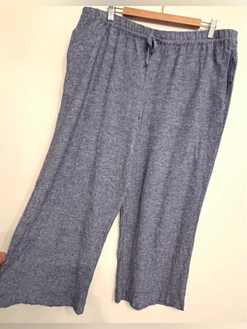 Linen Blend Wide Leg Crop Pants | Blue Chambray | Coastal Minimalist, XXL - Picture 5 of 11